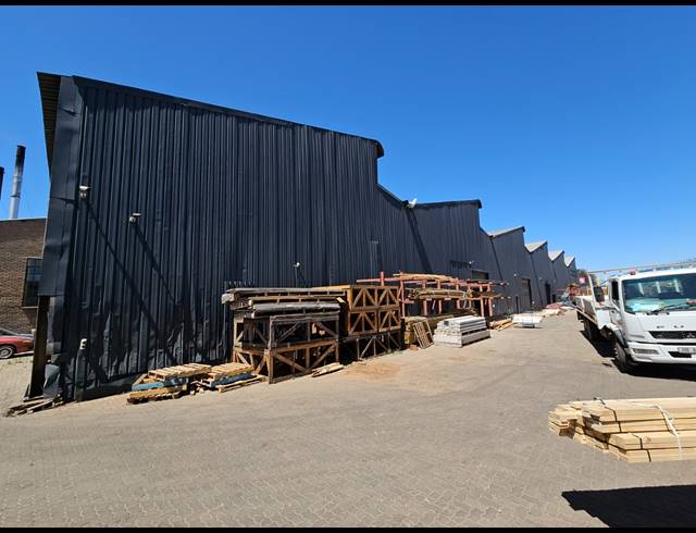 2,500M² WORKSHOP TO LET IN JET PARK